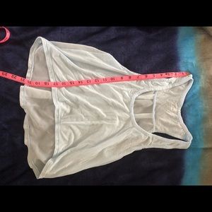 🌸Light blue AE crop top